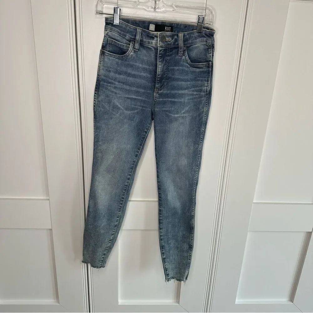 Kut from the Kloth Blue Ankle Cropped Jeans size 0 Connie High Rise (m1)